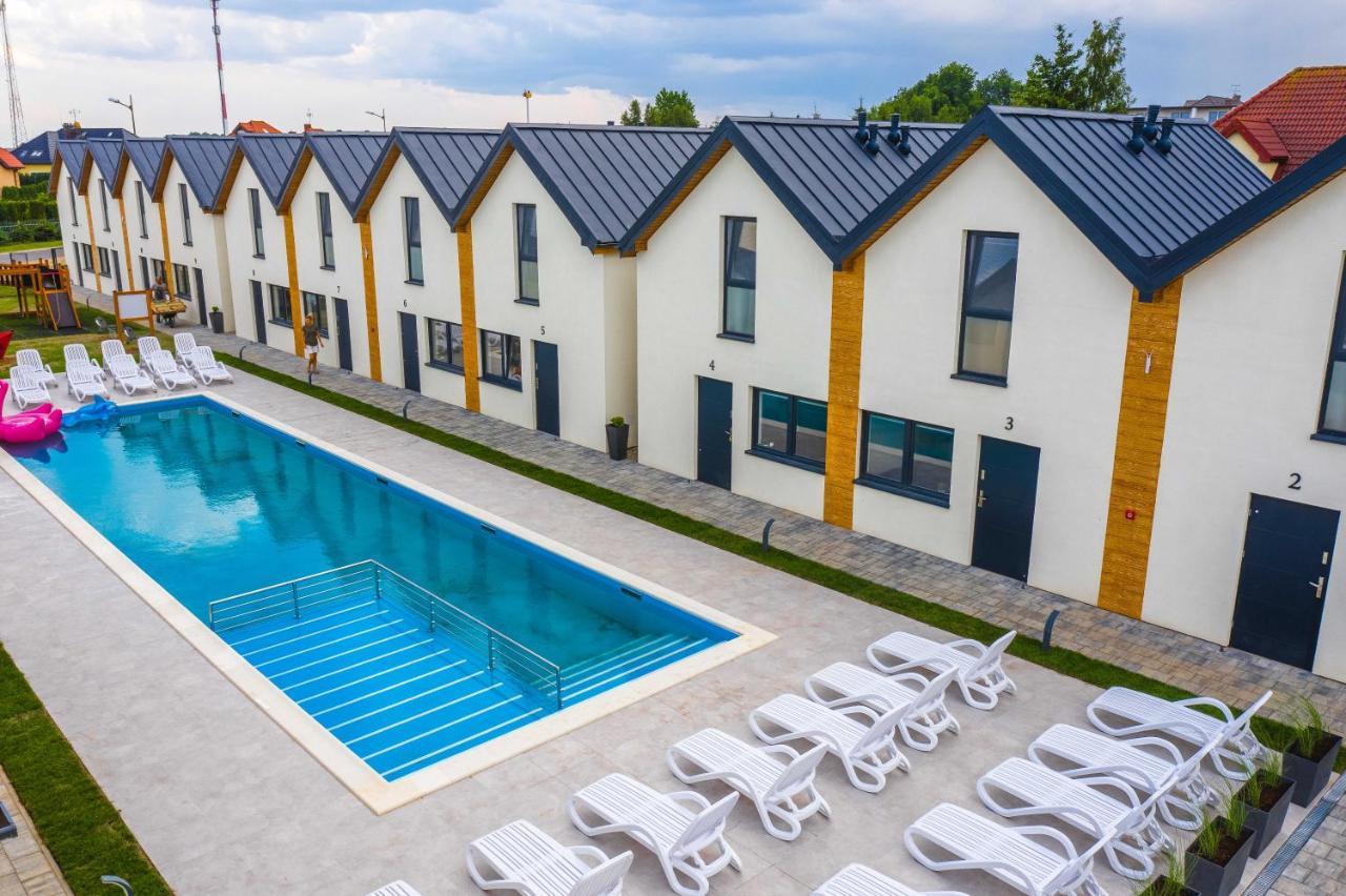 Amber Resort Ревал Екстериор снимка